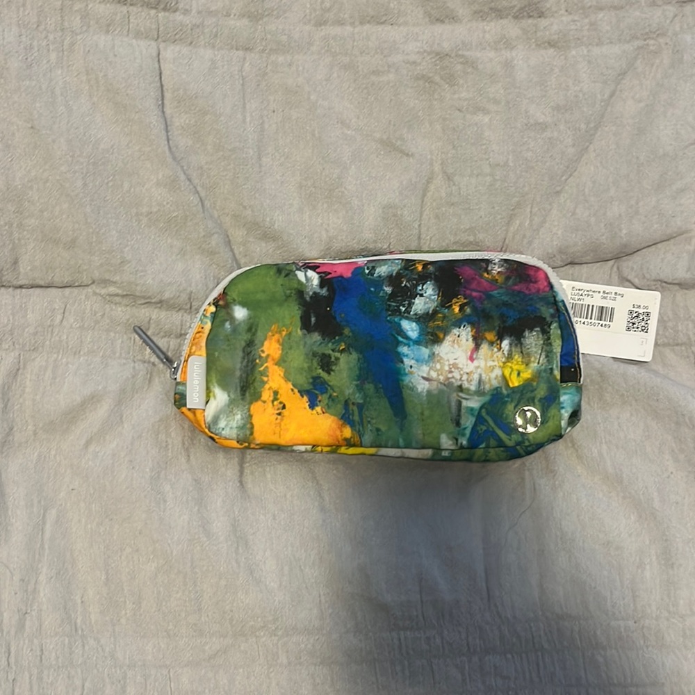 NWT Everywhere Belt Bag Lululemon